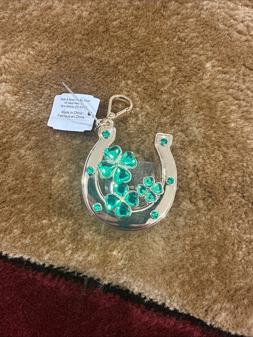 Horseshoe Charm with Emerald Green Gems Pocketbac Holder